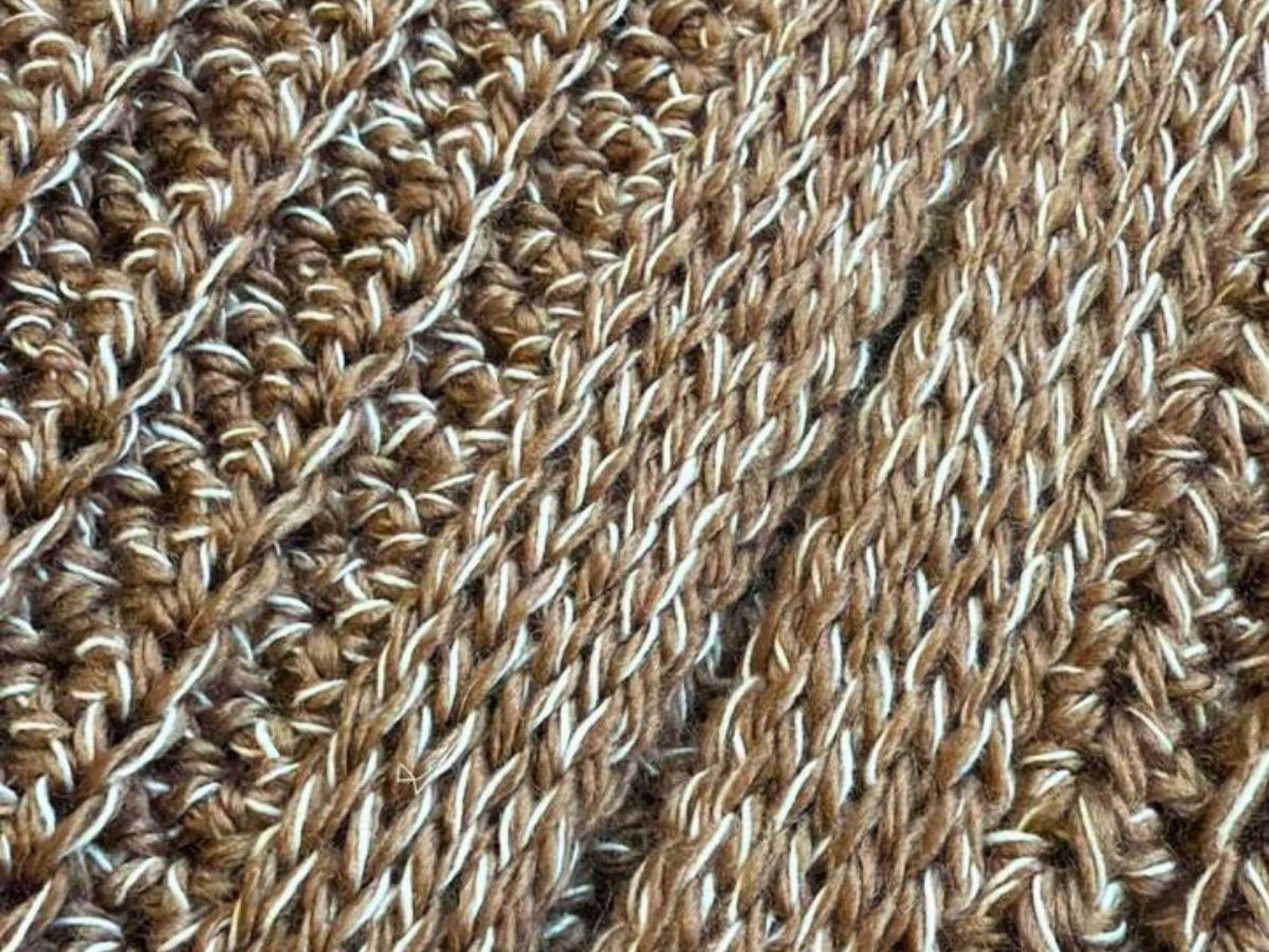 Detalle del punto media vareta del Cárdigan Paula — Santa Calma Studio